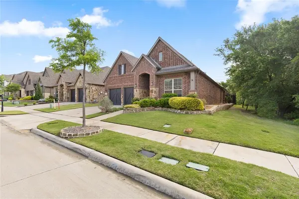 5876 Austin Waters, The Colony, TX 75056
