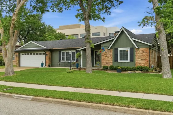 1912 Sunnybrook Drive, Irving, TX 75061