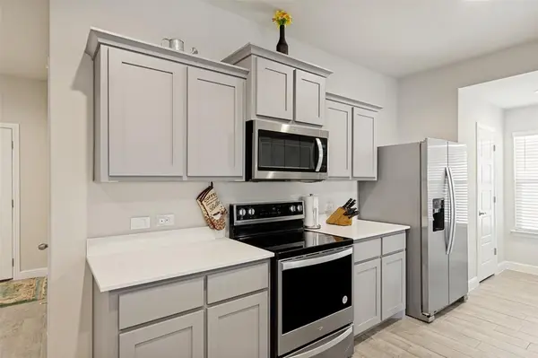 737 Trinity Park Trail, Alvarado, TX 76009