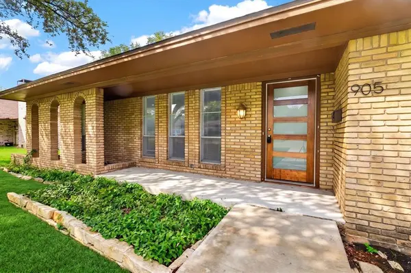 905 Bromwich Street, Garland, TX 75040