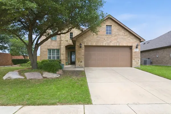 5801 Valley Haven Way, Fort Worth, TX 76244