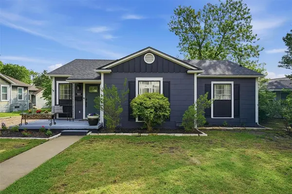 1511 N Alexander Street, Sherman, TX 75092