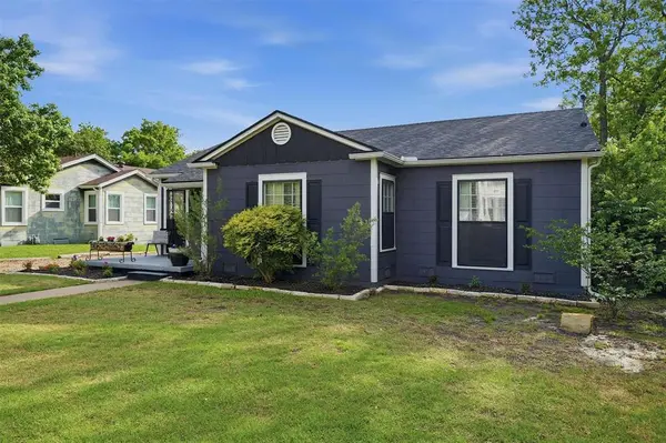 1511 N Alexander Street, Sherman, TX 75092