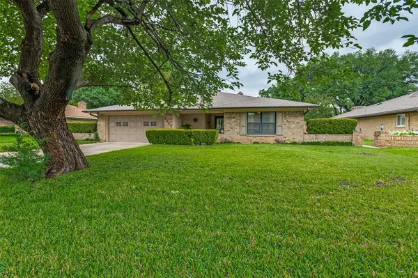 1901 Anna Drive, Irving, TX 75061