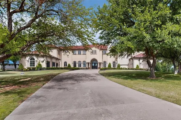 141 Cherokee Boulevard, Pottsboro, TX 75076