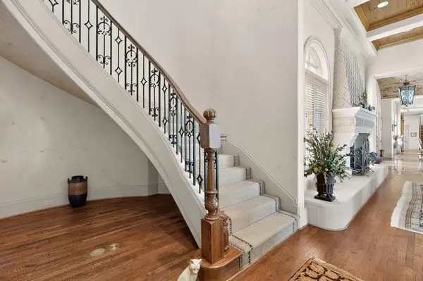 141 Cherokee Boulevard, Pottsboro, TX 75076