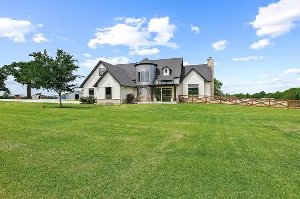 2889 County Road 114, Whitesboro, TX 76273