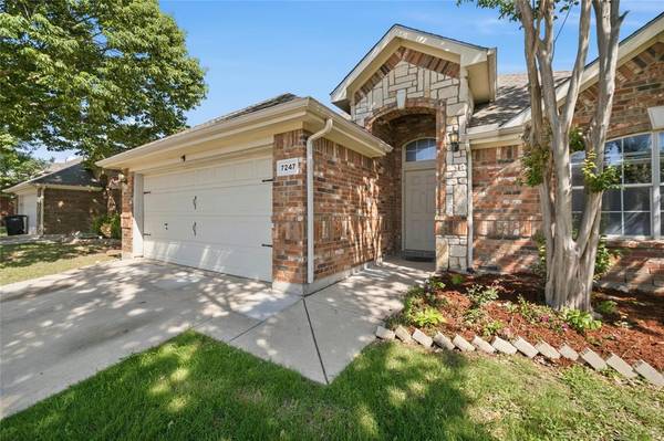 7247 Kentish Drive, Fort Worth, TX 76137