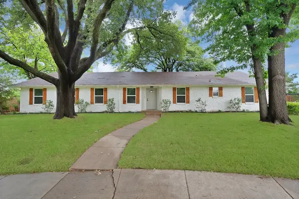 3115 Ponder Drive, Dallas, TX 75229