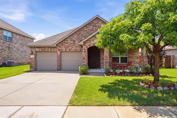 4241 Glen Abbey Drive, Fort Worth, TX 76036