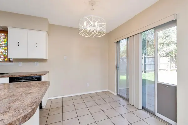 443 E Magnolia Lane, Duncanville, TX 75137