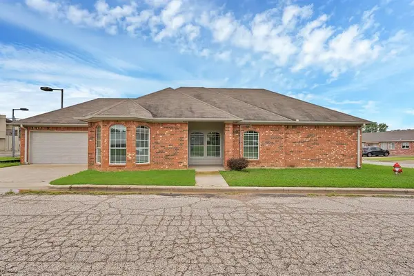 432 Lake Highland Drive, Lake Dallas, TX 75065