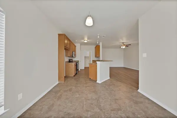 432 Lake Highland Drive, Lake Dallas, TX 75065