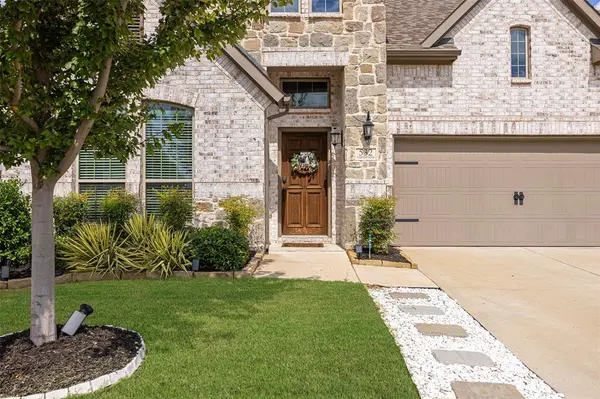 532 Thompson, Van Alstyne, TX 75495