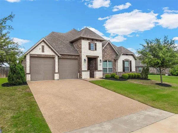 307 Oak Meadow Trail, Waco, TX 76657