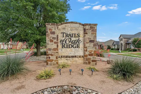 307 Oak Meadow Trail, Waco, TX 76657