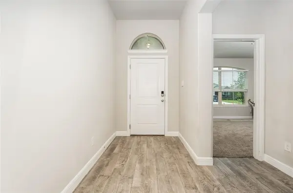 5267 Mountain View Drive, Krum, TX 76249