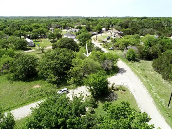 5714 Highland Court, Granbury, TX 76048