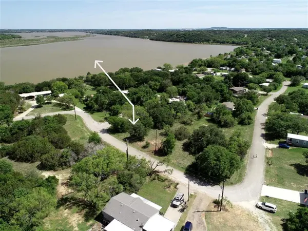 5714 Highland Court, Granbury, TX 76048