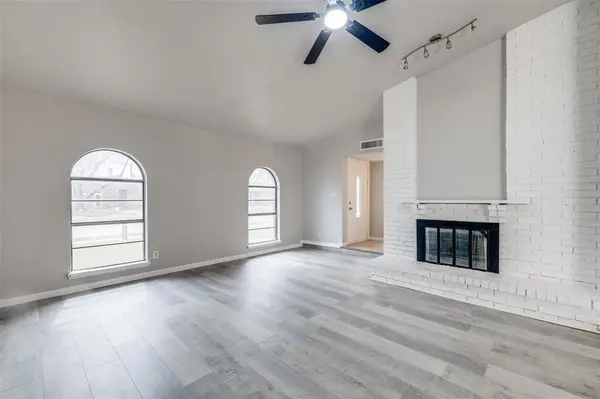 1906 Stockton Trail, Grand Prairie, TX 75052