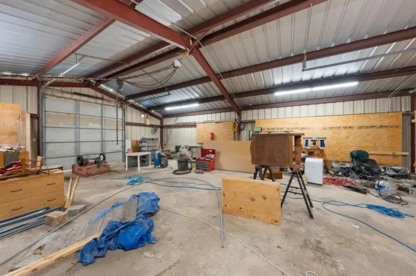 537 SW 12th, Mount Pleasant, TX 75455