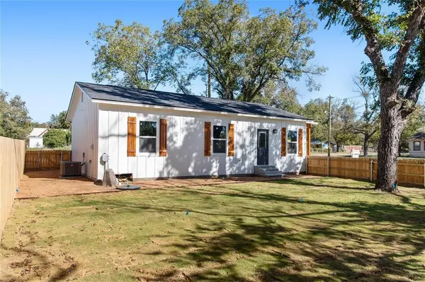 200 Main Street, Blanket, TX 76432