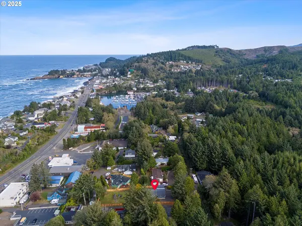 665 SE INDIAN TRAIL AVE, Depoe Bay, OR 97341