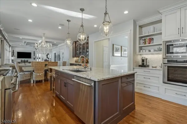 231 Ronan Way, Branchburg Twp., NJ 08853