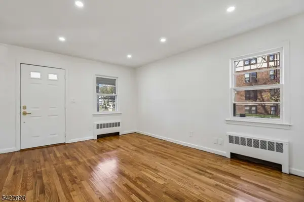 43 Rhode Island Ave, East Orange City, NJ 07018