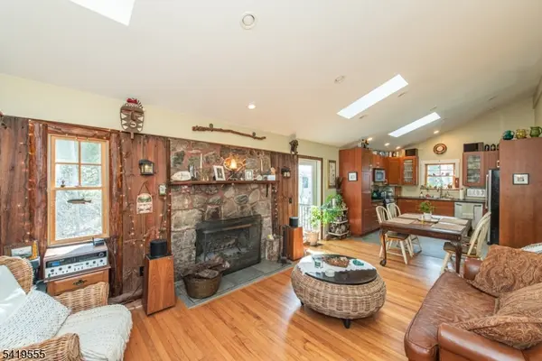 23 Ridge Trl, Kinnelon Boro, NJ 07405