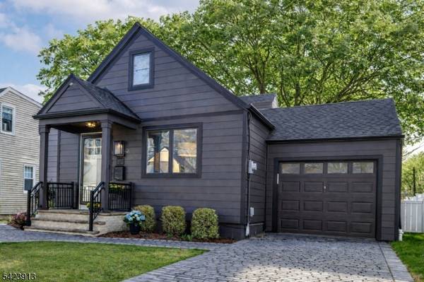 113 Spear St, Metuchen Boro, NJ 08840