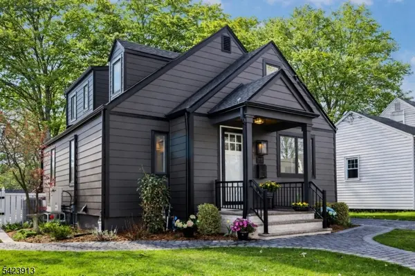 113 Spear St, Metuchen Boro, NJ 08840