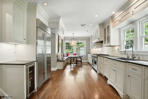 127 Green Village Rd, Madison Boro, NJ 07940