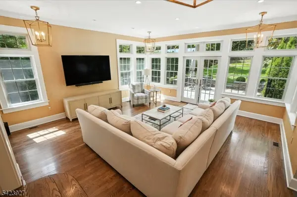 127 Green Village Rd, Madison Boro, NJ 07940