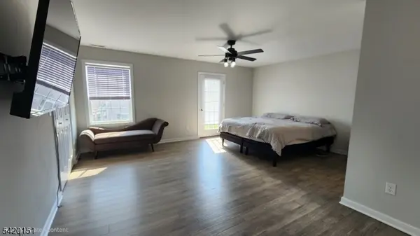 4 Joseph Dr, Newton Town, NJ 07860