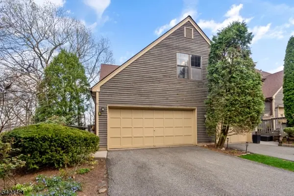 47 Manchester Ln #A, West Milford Twp., NJ 07480