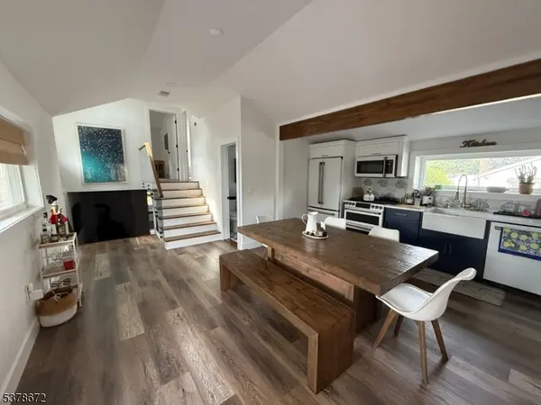 56 W River Styx Rd, Hopatcong Boro, NJ 07843