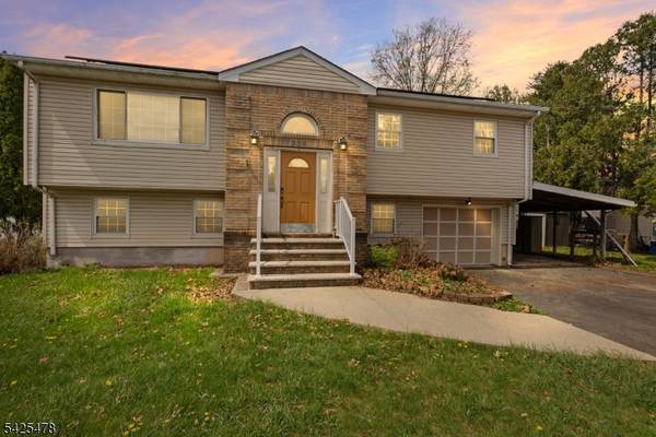 334 Pine St, Pompton Lakes Boro, NJ 07442