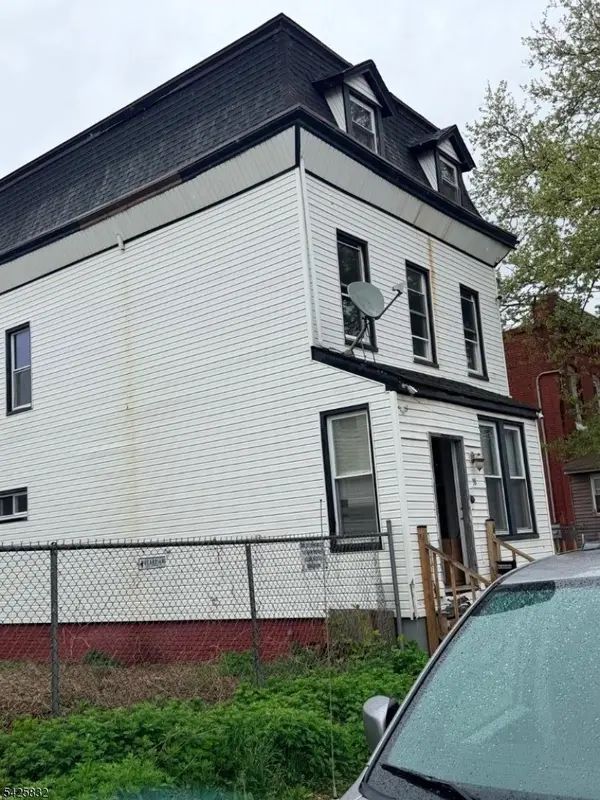 38 Emmet St, Newark City, NJ 07114