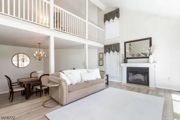 23 Bloomingdale Dr #1C, Hillsborough Twp., NJ 08844