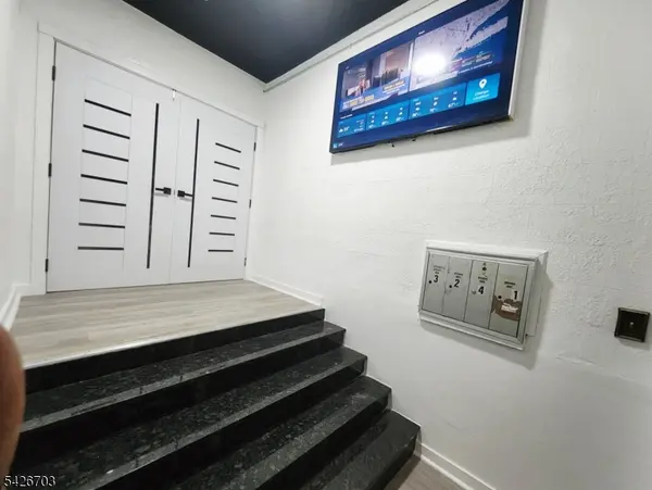 49 Union Pl #3, Irvington Twp., NJ 07111