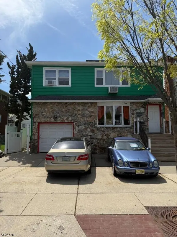 109 Washington Ave, Carteret Boro, NJ 07008