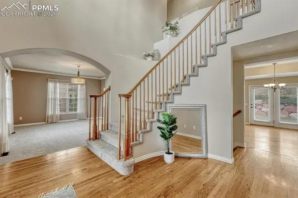 15211 Ridgefield LN, Colorado Springs, CO 80921