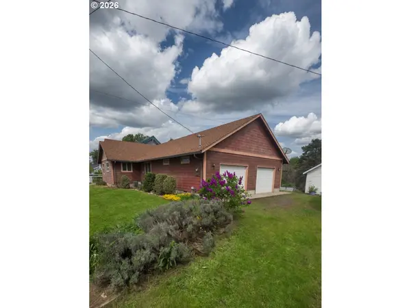 243 SE HARNEY ST, Sheridan, OR 97378