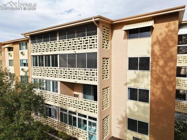 605 S Alton WAY #12C, Denver, CO 80247