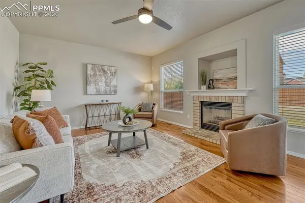 7340 Amberly DR, Colorado Springs, CO 80923