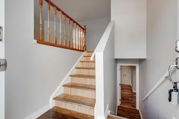 8111 Ranchview DR NW, Calgary, AB T3G 1G6