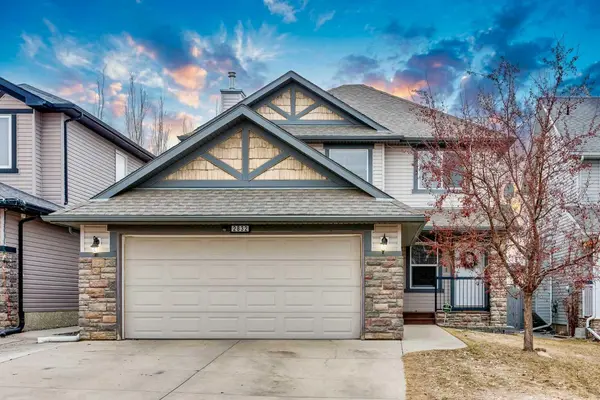 2832 Coopers MNR SW, Airdrie, AB T4B 3J7