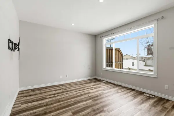 441 Millennium DR #12, Fort Mcmurray, AB T9K 2Z4