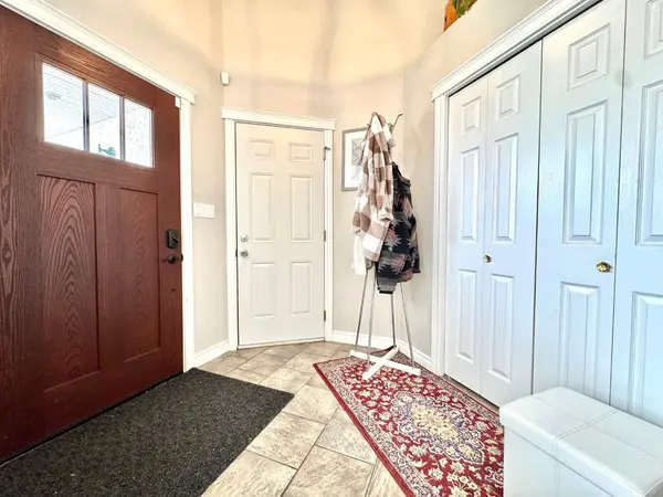 9306 62 AVE, Grande Prairie, AB T8W2E6